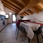Casa Closellinaz Апартаменты *