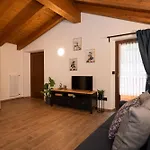 Apartament Casa Closellinaz Roisan
