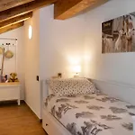 Casa Closellinaz Апартаменты *