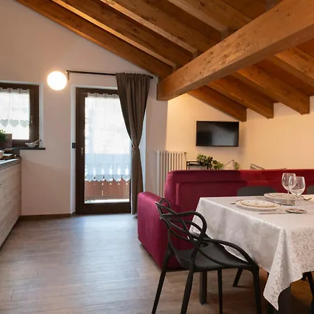 Casa Closellinaz Apartamento Roisan