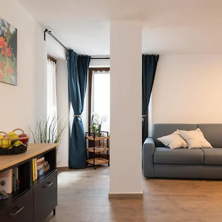 Casa Closellinaz * 로이산