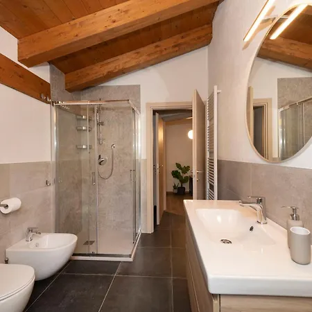 Casa Closellinaz Apartamento Roisan
