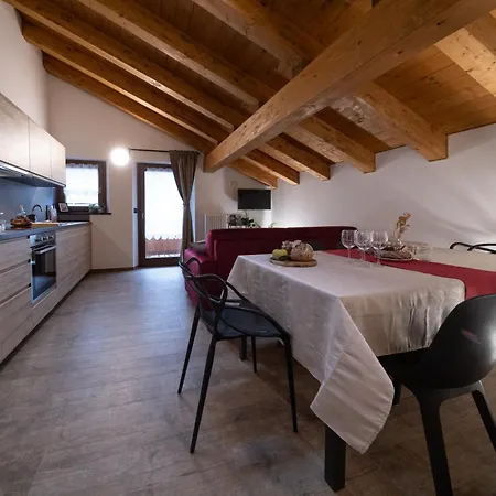 Casa Closellinaz شقة Roisan