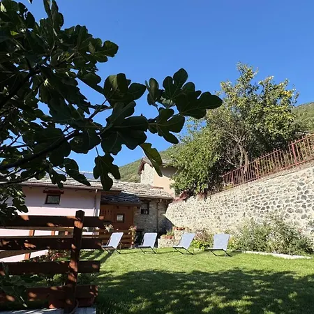 아파트 Casa Closellinaz *