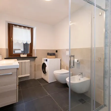 Casa Closellinaz شقة
