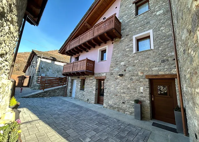 Casa Closellinaz Апартаменты *